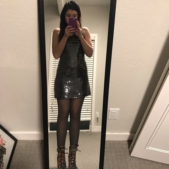 Meet your Posher, Elisabeth - Picture 2 of 2